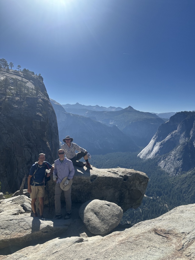 2024/08(August)/Yosemite-High-Sierra-Camp-Loop/640x480_2024-08-27-Yosemite-276-Falls-to-Tioga-Rd-JonGraf-BenAllums-Travis.JPG