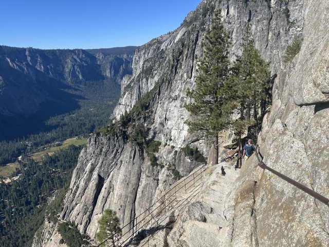 2024/08(August)/Yosemite-High-Sierra-Camp-Loop/640x480_2024-08-27-Yosemite-283-Falls-to-Tioga-Rd-JonGraf.JPG