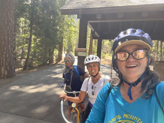 2024-08-27-Yosemite-296-Falls-to-Tioga-Rd-Kavita-AdrianaGraf-Suzi-bikes.JPG