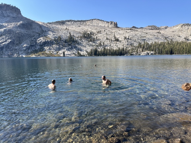 2024-08-29-Yosemite-395-hike-to-MayLake-BenAllums-Kavita-Larry-SonyaJavits-AdrianaGraf.JPG