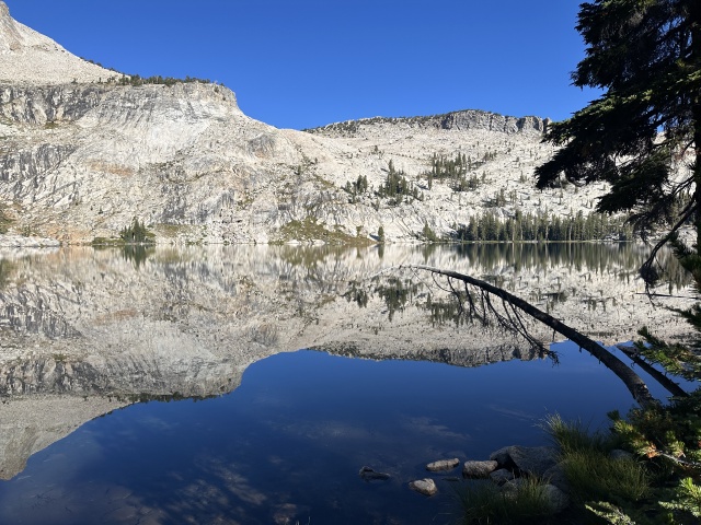 2024/08(August)/Yosemite-High-Sierra-Camp-Loop/640x480_2024-08-30-Yosemite-429-May-Lake.JPG