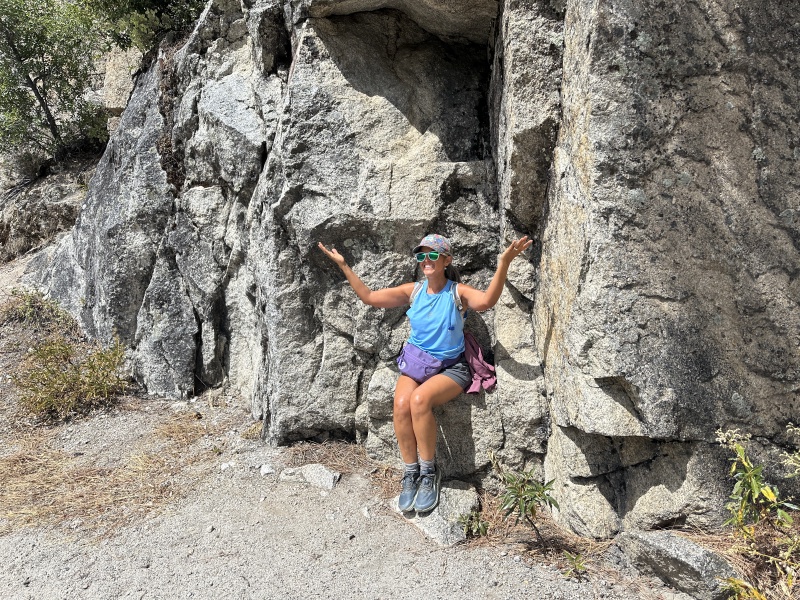 2024/08(August)/Yosemite-High-Sierra-Camp-Loop/800x600_2024-08-23-Yosemite-017-HetchHetchy-Wapama-Falls-AdrianaGraf.JPG