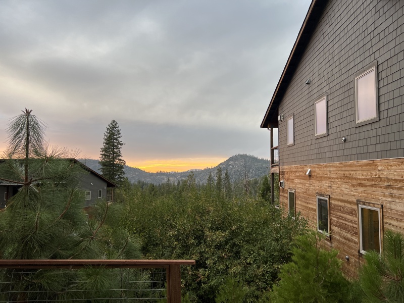 2024-08-23-Yosemite-041-Rush-Creek-Lodge.JPG