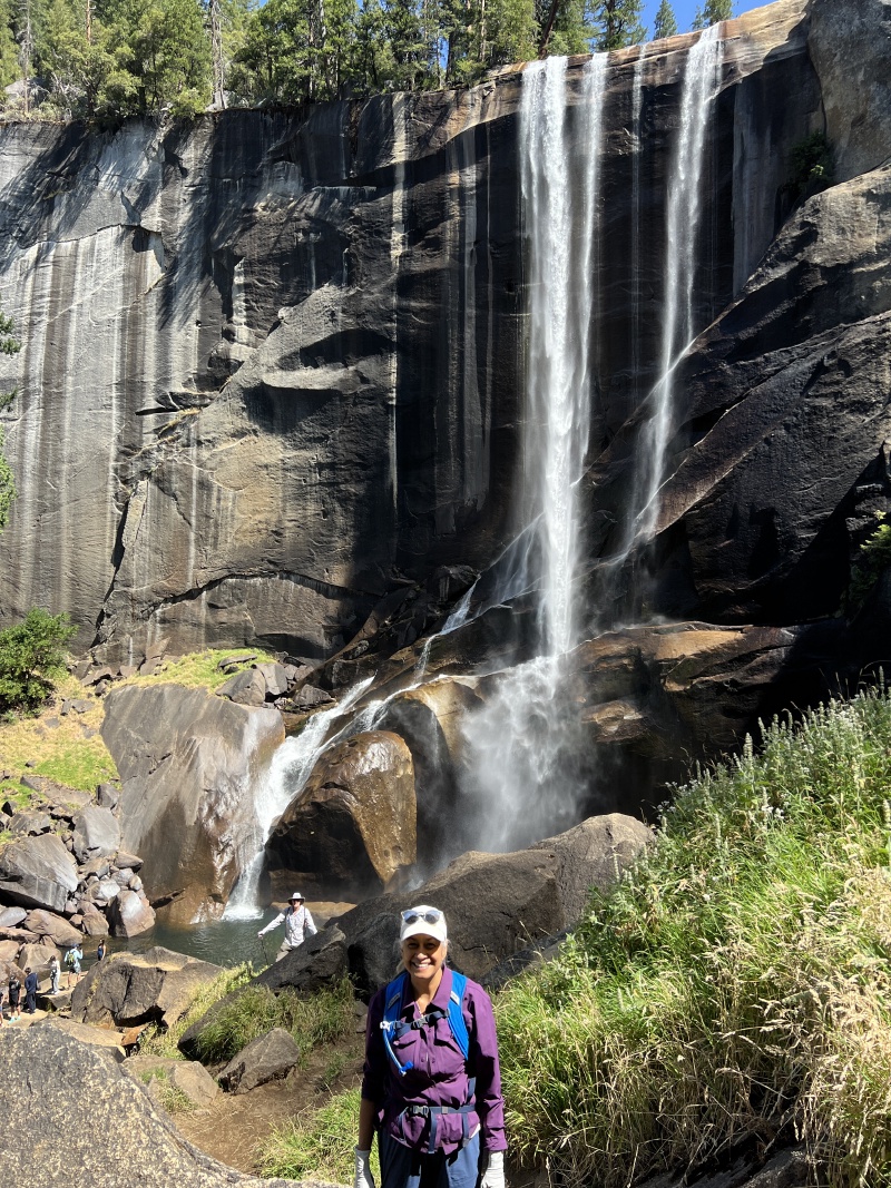 2024-08-25-Yosemite-133-HappyIsle-Mist-Trail-Nevada-Falls-Kavita-Travis.JPG