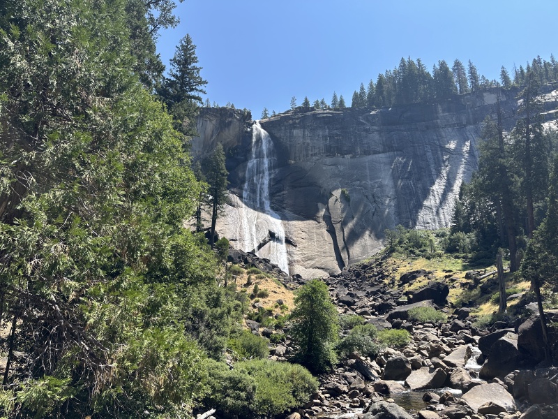 2024/08(August)/Yosemite-High-Sierra-Camp-Loop/800x600_2024-08-25-Yosemite-150-HappyIsle-Mist-Trail-Nevada-Falls.JPG