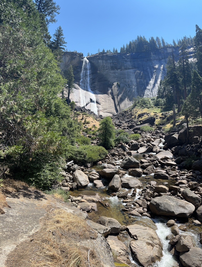 2024/08(August)/Yosemite-High-Sierra-Camp-Loop/800x600_2024-08-25-Yosemite-152-HappyIsle-Mist-Trail-Nevada-Falls.JPG