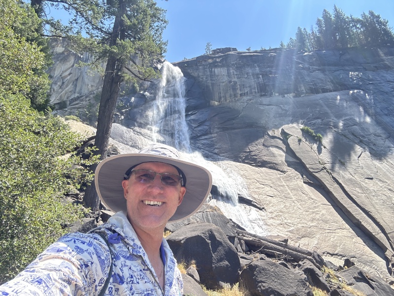 2024/08(August)/Yosemite-High-Sierra-Camp-Loop/800x600_2024-08-25-Yosemite-156-HappyIsle-Mist-Trail-Nevada-Falls-Travis.JPG