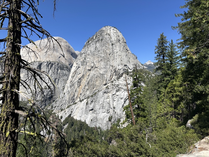 2024/08(August)/Yosemite-High-Sierra-Camp-Loop/800x600_2024-08-25-Yosemite-181-HappyIsle-Mist-Trail-Nevada-Falls-LibertyCap.JPG
