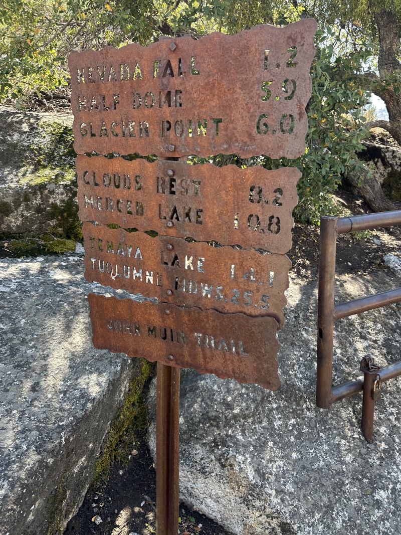 2024/08(August)/Yosemite-High-Sierra-Camp-Loop/800x600_2024-08-25-Yosemite-189-HappyIsle-Mist-Trail-Nevada-Falls.JPG