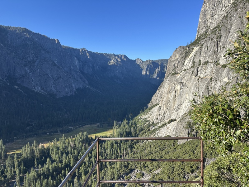 2024/08(August)/Yosemite-High-Sierra-Camp-Loop/800x600_2024-08-27-Yosemite-270-Falls-to-Tioga-Rd.JPG