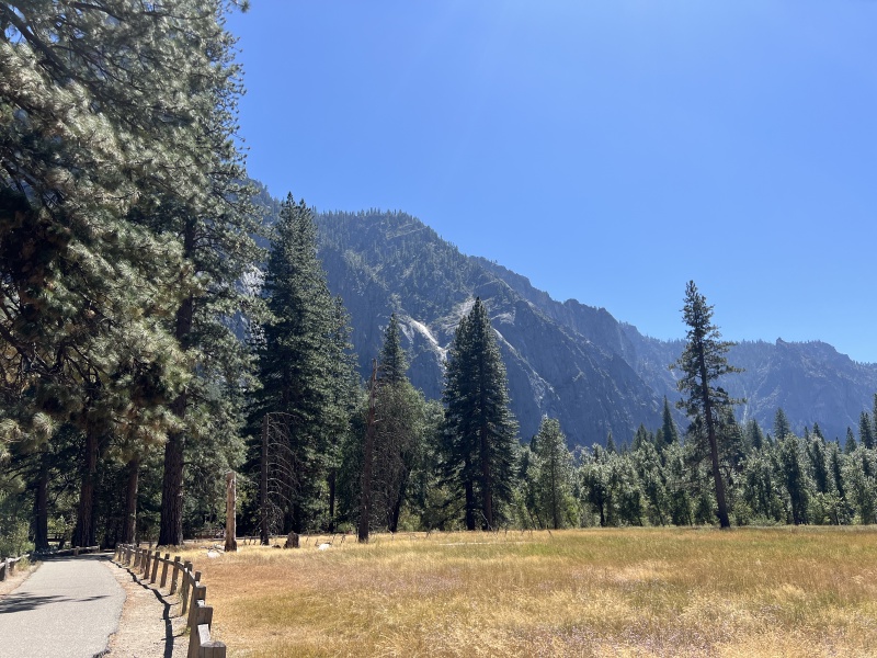 2024/08(August)/Yosemite-High-Sierra-Camp-Loop/800x600_2024-08-27-Yosemite-307-Falls-to-Tioga-Rd.JPG