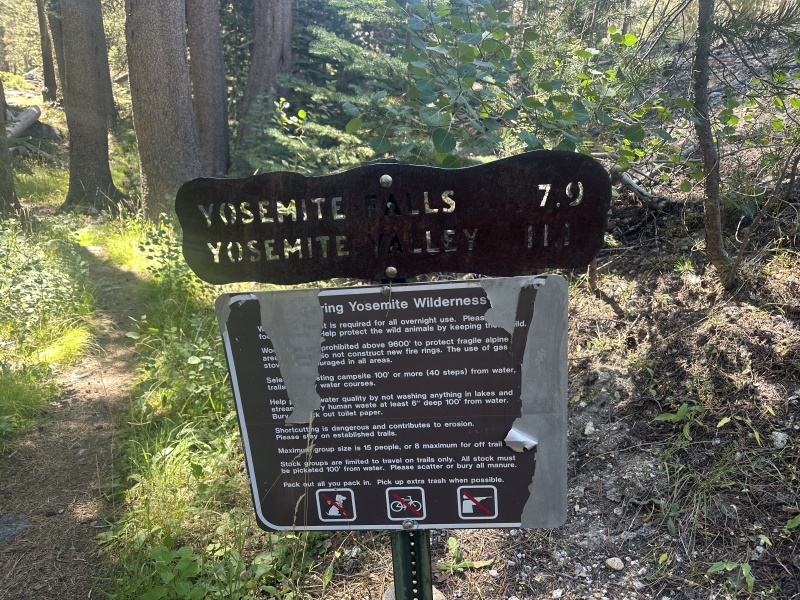 2024/08(August)/Yosemite-High-Sierra-Camp-Loop/800x600_2024-08-27-Yosemite-310-Falls-to-Tioga-Rd.JPG