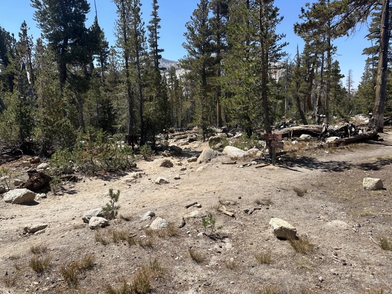2024-08-28-Yosemite-323-May-Lake-hike.JPG
