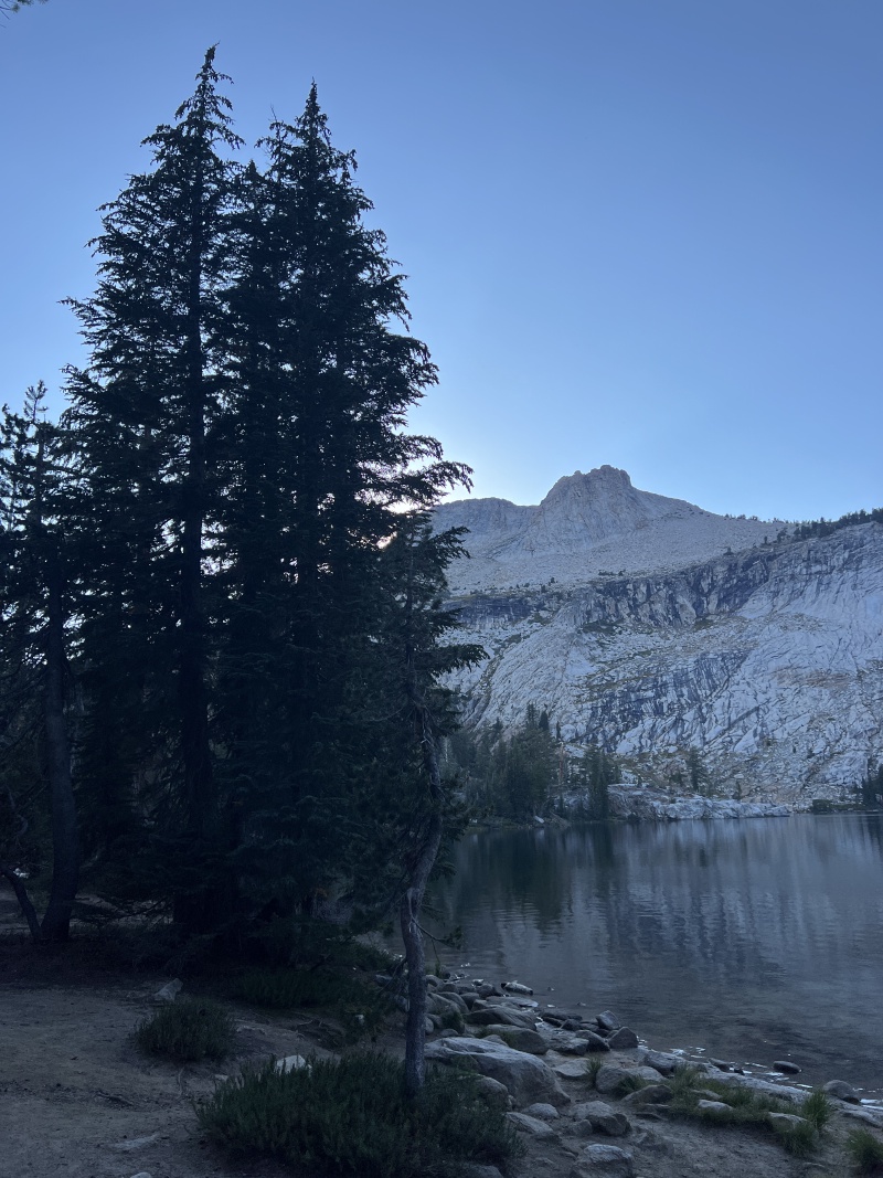 2024-08-29-Yosemite-402-hike-to-MayLake.JPG