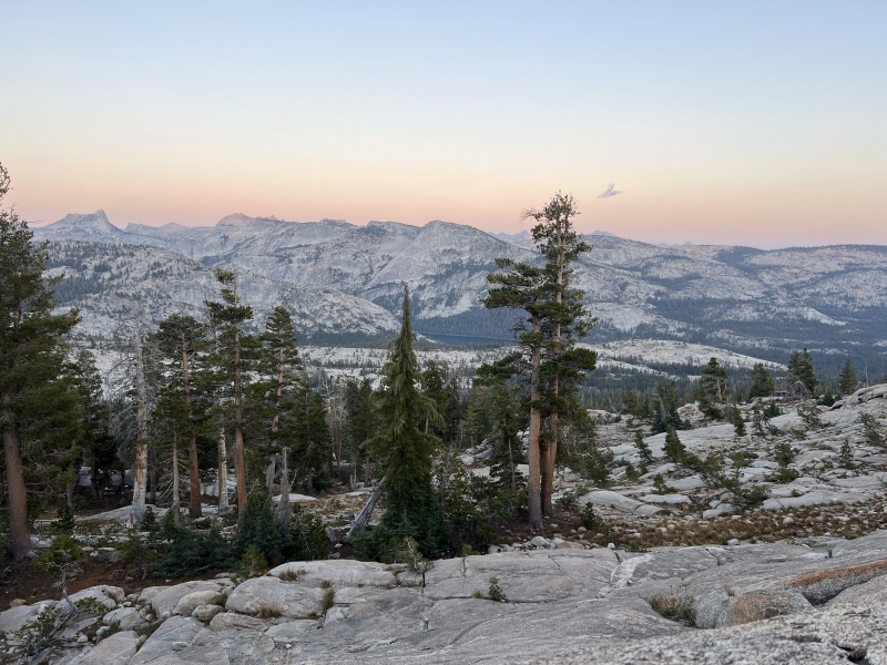 2024-08-29-Yosemite-411-hike-to-MayLake.JPG