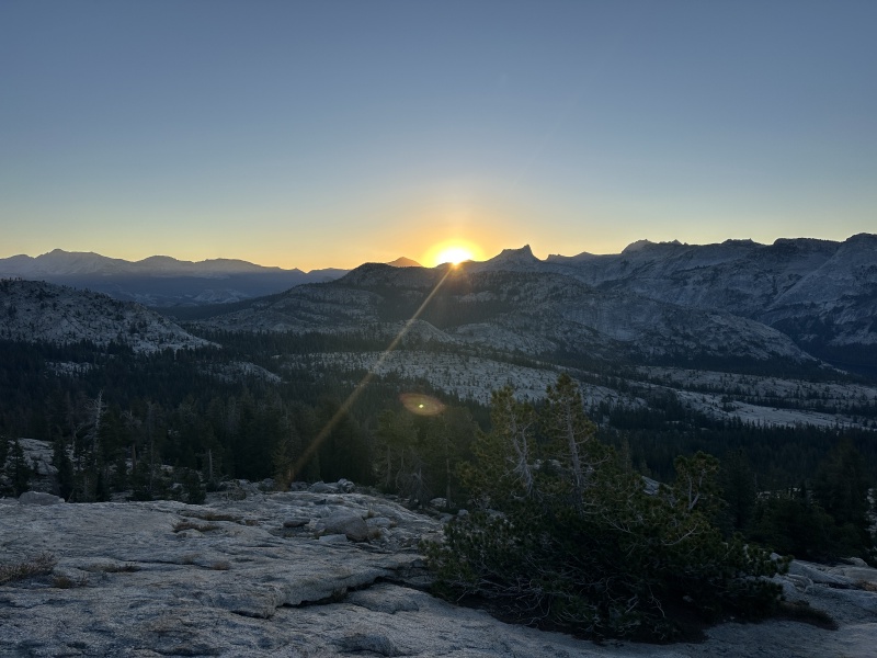 2024-08-30-Yosemite-419-May-Lake-Sunrise.JPG