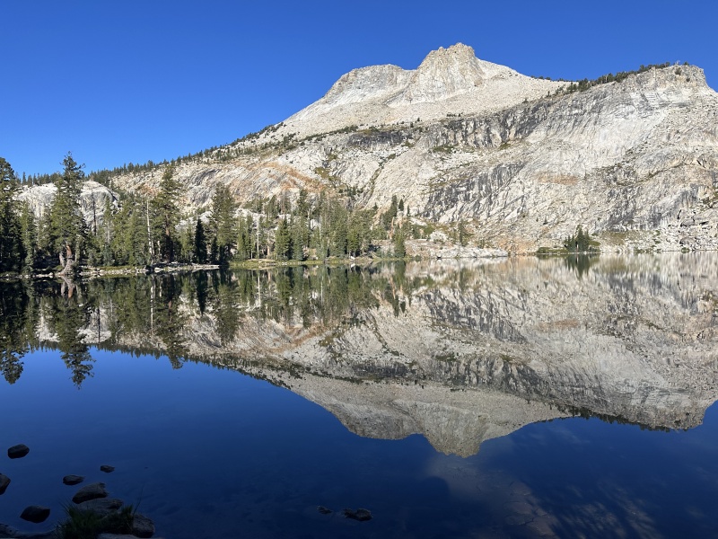 2024/08(August)/Yosemite-High-Sierra-Camp-Loop/800x600_2024-08-30-Yosemite-427-May-Lake-GOOD.JPG