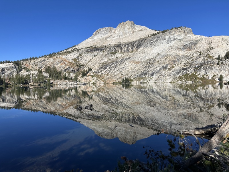 2024/08(August)/Yosemite-High-Sierra-Camp-Loop/800x600_2024-08-30-Yosemite-436-May-Lake.JPG