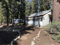 2024-08-29-Yosemite-390-hike-to-MayLake.JPG