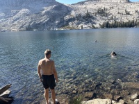 2024-08-29-Yosemite-394-hike-to-MayLake-BenAllums-AdrianaGraf-SonyaJavits.JPG