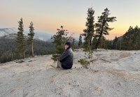 2024-08-29-Yosemite-412-hike-to-MayLake-Travis.JPG