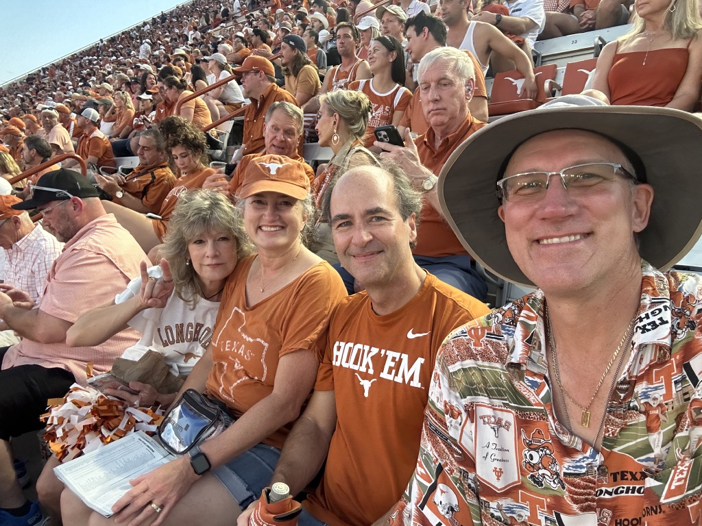 2024/09(September)/UT-Football/1024x768_2024-09-21-UT-Football-15-Kim-Suzi-JimWoodgate-Travis.JPG