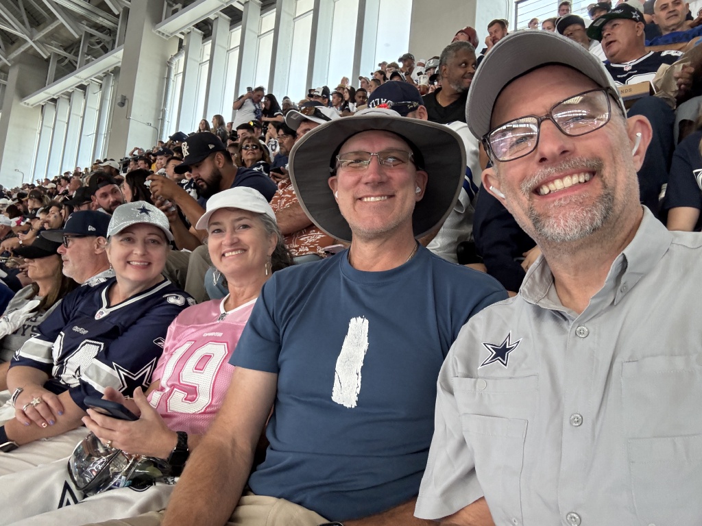2024/09(September)/UT-Football/1024x768_2024-10-13-UT-Football-05-Cowboys-Game-Marci-Suzi-Travis-Ren.JPG