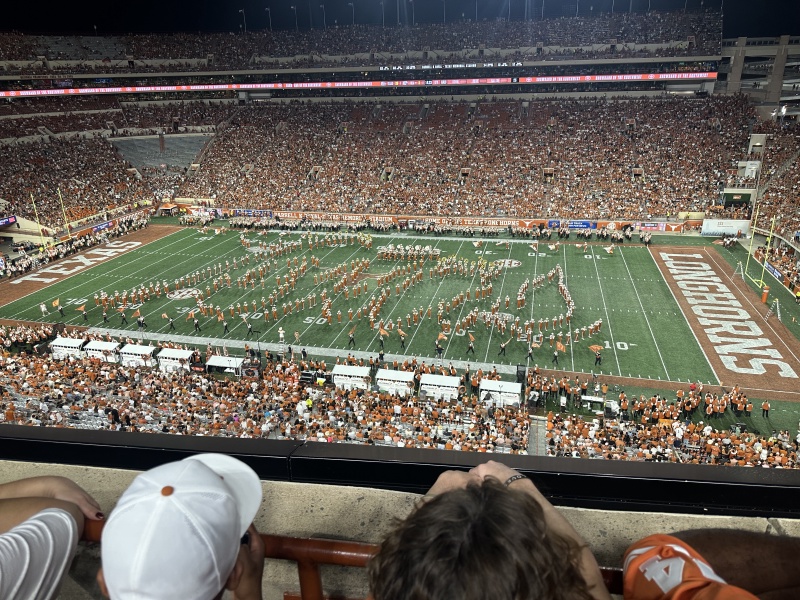 2024/09(September)/UT-Football/800x600_2024-09-21-UT-Football-17.JPG