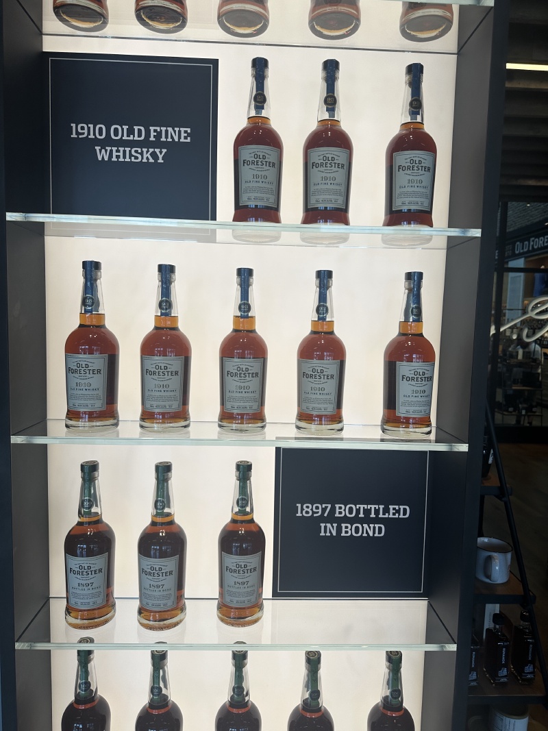 2024/09(September)/VA-SAVD-Louisville-KY/800x600_2024-09-09-VA-SAVD-Louisville-04-Old-Forester-distillery.JPG