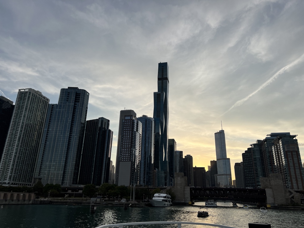 2024/09(September)/Vistra-Chicago/1024x768_2024-09-19-Vistra-Chicago-02.JPG