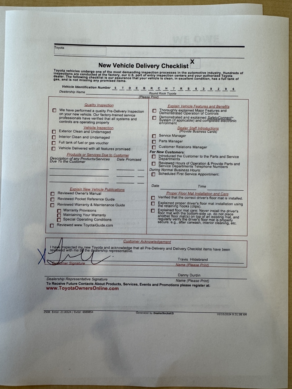 2024/10(October)/2024-Highlander-Hybrid-Platinum/1024x768_2024-10-10-Toyota-Highlander-new-08-delivery-checklist.JPG