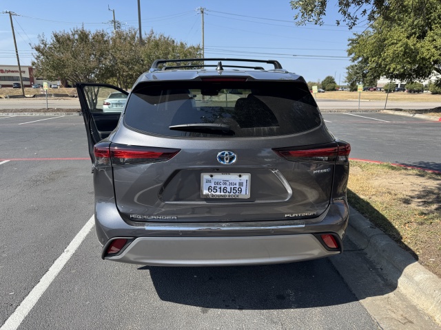 2024-10-17-Toyota-Highlander-new-31.JPG