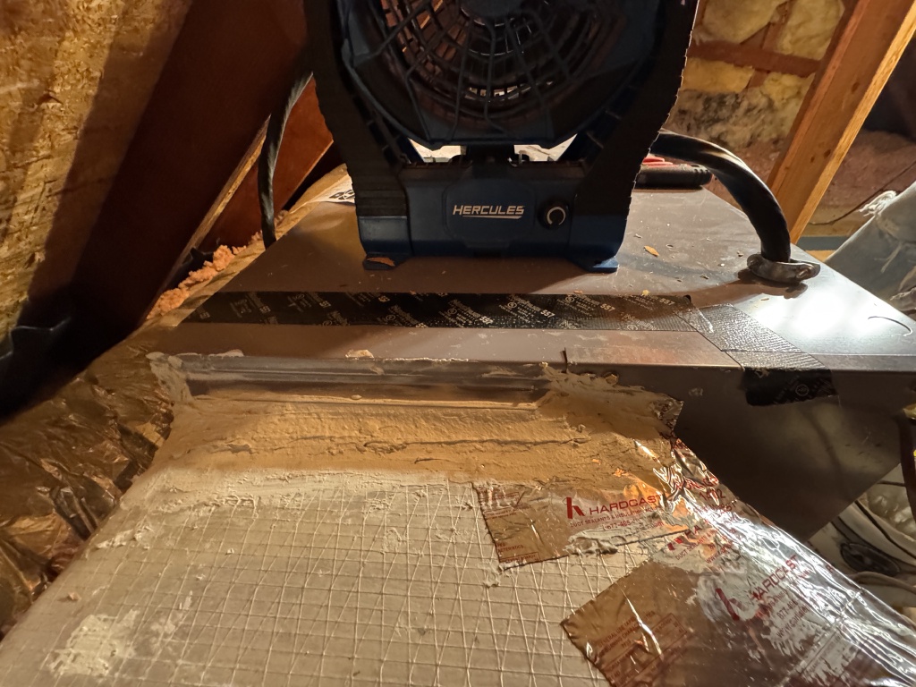2024/10(October)/AC-replacement-upstairs/1024x768_2024-10-16-Comanche-Upstairs-AC-replacement-20.JPG