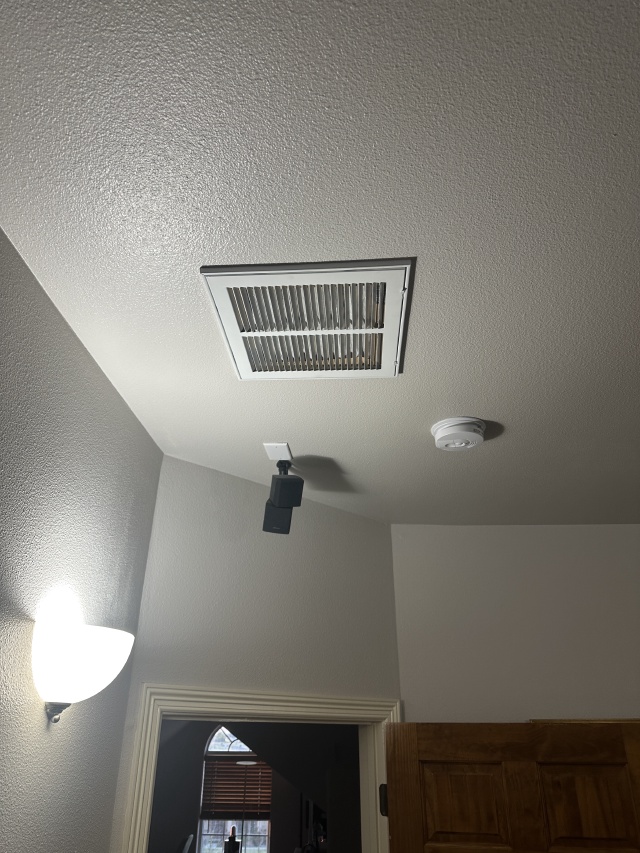 2024/10(October)/AC-replacement-upstairs/640x480_2024-09-16-Comanche-Upstairs-AC-replacement-14.JPG