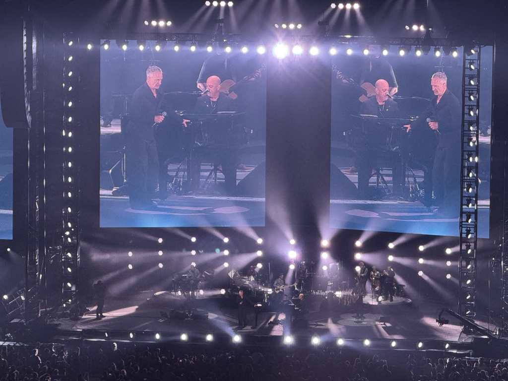 2024/10(October)/Billy-Joel-Sting-Concert-San-Antonio/1024x768_2024-10-25-Billy-Joel-Sting-Concert-19.JPG