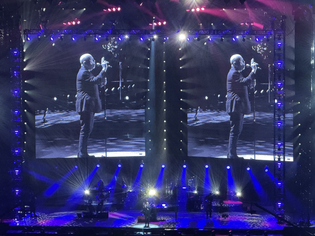 2024/10(October)/Billy-Joel-Sting-Concert-San-Antonio/1024x768_2024-10-25-Billy-Joel-Sting-Concert-27.JPG