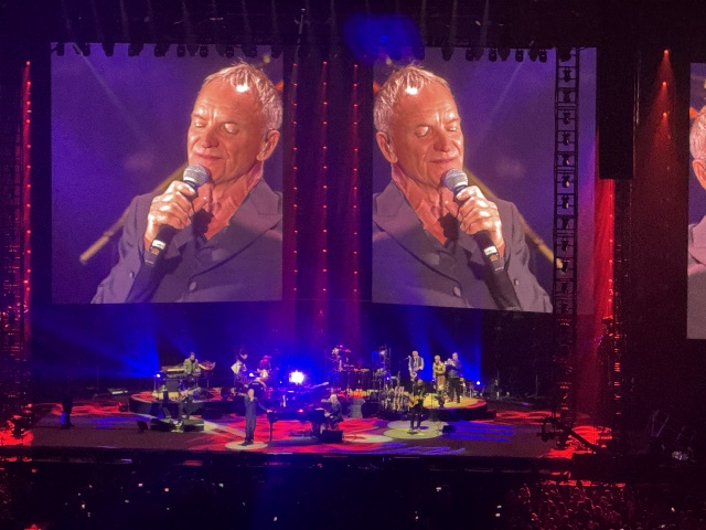 2024/10(October)/Billy-Joel-Sting-Concert-San-Antonio/640x480_2024-10-25-Billy-Joel-Sting-Concert-22.JPG