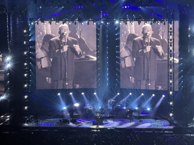 2024/10(October)/Billy-Joel-Sting-Concert-San-Antonio/640x480_2024-10-25-Billy-Joel-Sting-Concert-26.JPG