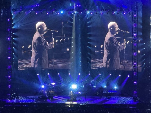 2024/10(October)/Billy-Joel-Sting-Concert-San-Antonio/640x480_2024-10-25-Billy-Joel-Sting-Concert-28.JPG