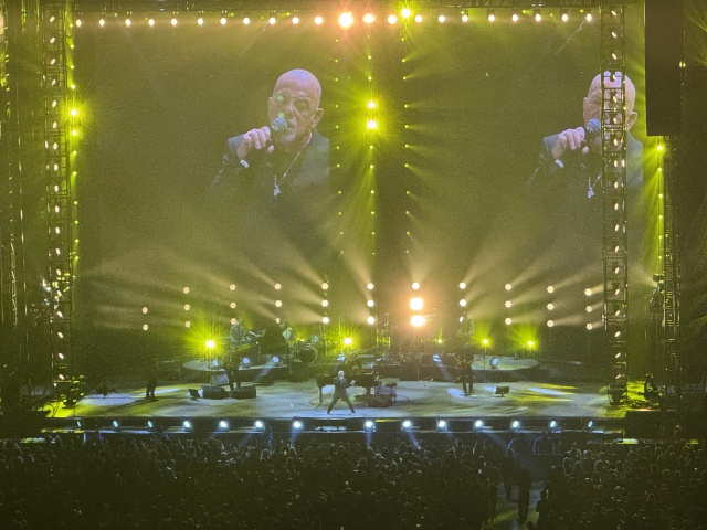 2024/10(October)/Billy-Joel-Sting-Concert-San-Antonio/640x480_2024-10-25-Billy-Joel-Sting-Concert-31.JPG
