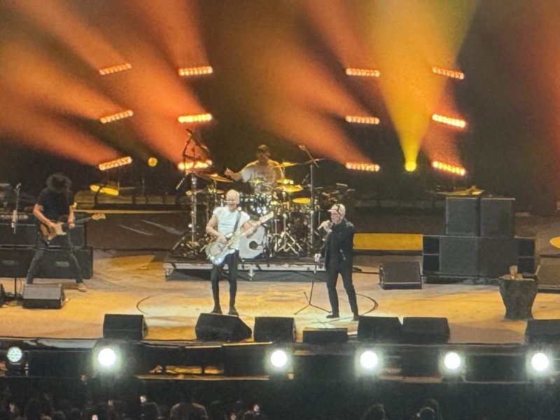 2024/10(October)/Billy-Joel-Sting-Concert-San-Antonio/800x600_2024-10-25-Billy-Joel-Sting-Concert-11.JPG