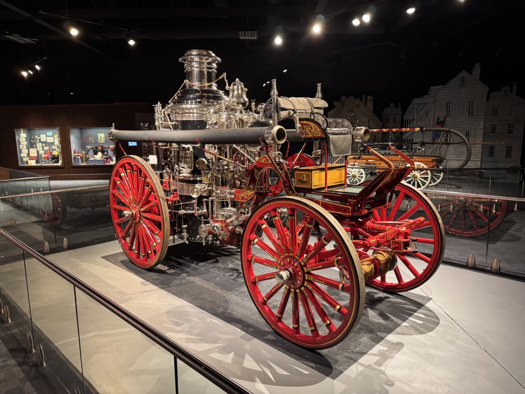 2024/10(October)/Charleston-Visit-Chance-Bianca/1024x768_2024-10-04-Charleston-SC-visit-03-firetruck-museam.JPG
