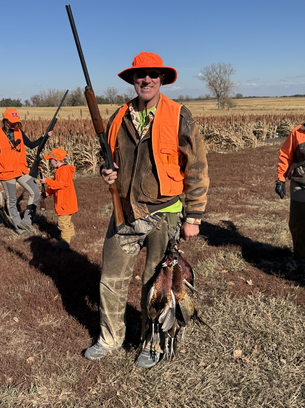 2024/10(October)/South-Dakota-Pheasant-Hunting/1024x768_2024-11-01-South-Dakota-Pheasant-Hunting-26-Travis.JPG