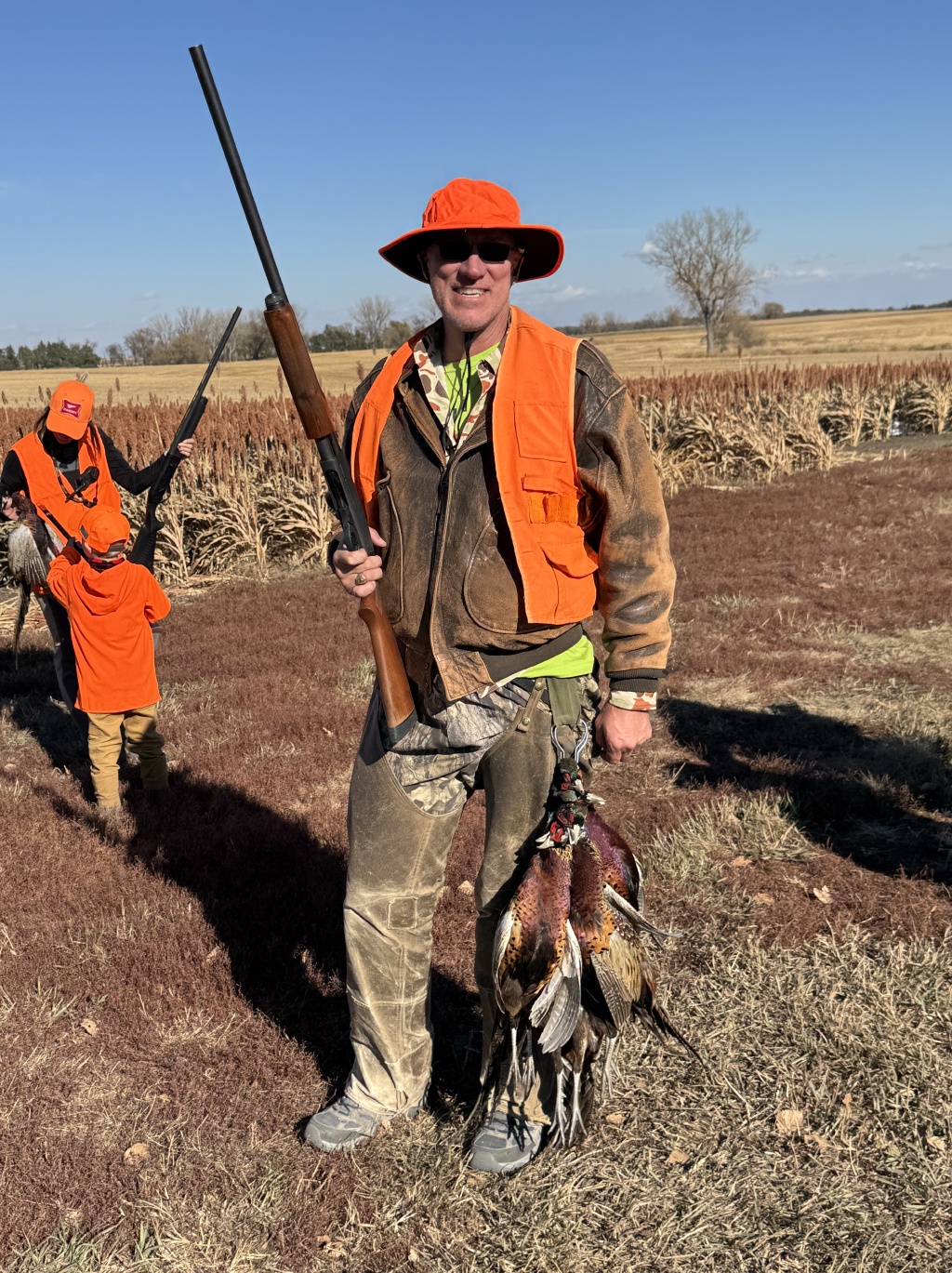 2024/10(October)/South-Dakota-Pheasant-Hunting/1024x768_2024-11-01-South-Dakota-Pheasant-Hunting-28-Travis.JPG