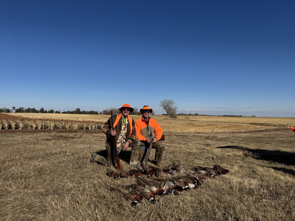 2024/10(October)/South-Dakota-Pheasant-Hunting/1024x768_2024-11-01-South-Dakota-Pheasant-Hunting-31-Travis-Mike.JPG