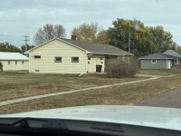 2024-10-28-South-Dakota-Pheasant-Hunting-06-Mary-Melvin-House-Mt-Vernon.JPG