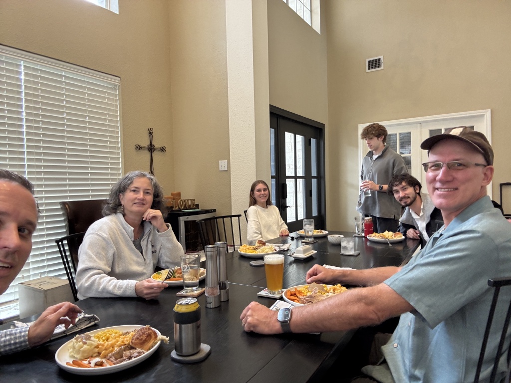 2024/11(November)/Thanksgiving-at-Josh-Heather/1024x768_2024-11-28-Thanksgiving-02-Josh-Suzi-Sydney-Ian-Dax-Travis.JPG