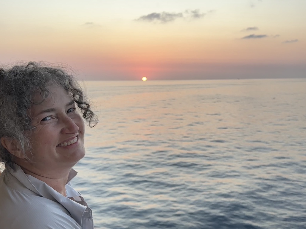 2024-05-28-Royal-Cruise-LA-Cabo-137-sunset-Suzi-GOOD.JPG