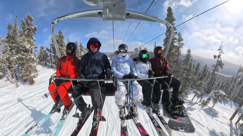 2025-01-BeReal-Skiing-Ren-Travis-Suzi-Kavita-Ben-GOOD.JPG
