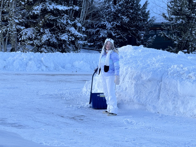 2025-01-10-Colorado-05-Suzi-Shoveling-snow-GOOD.JPG